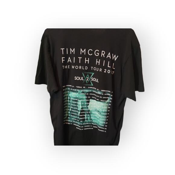 Tim McGraw and Faith Hill Concert tee Sz L Soul 2 Soul 2017 EUC - Picture 3 of 3